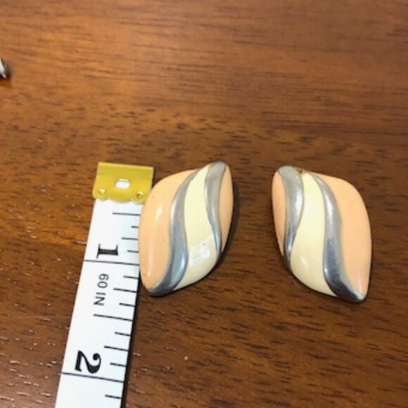 Geometric 80’s Color Block Pastel Statement Earrings. - Picture 5 of 12